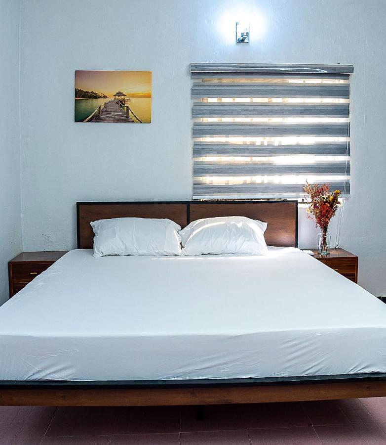 Palm Heights Apartments - Omole Phase 1, イケジャ エクステリア 写真